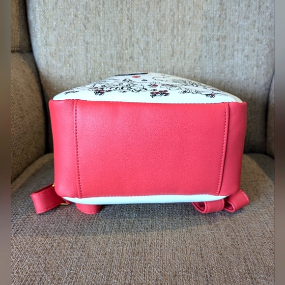 Disney Loungefly Winnie the Pooh Balloons Backpack Purse - Picture 6 of 7